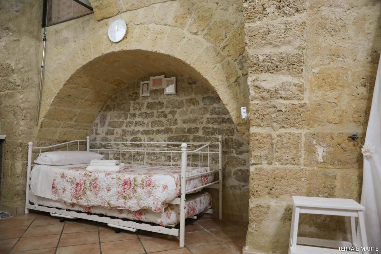 Terra E Marte Casa Vacanza Bari Ngoại thất bức ảnh