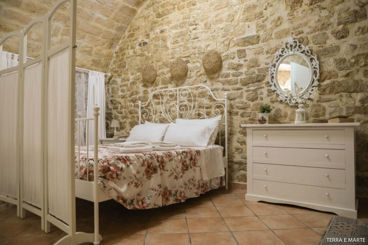 Terra E Marte Casa Vacanza Bari Ngoại thất bức ảnh