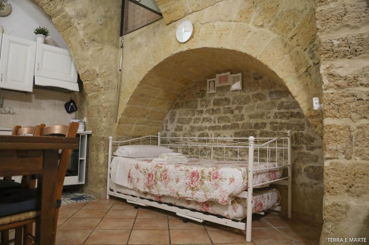 Terra E Marte Casa Vacanza Bari Ngoại thất bức ảnh
